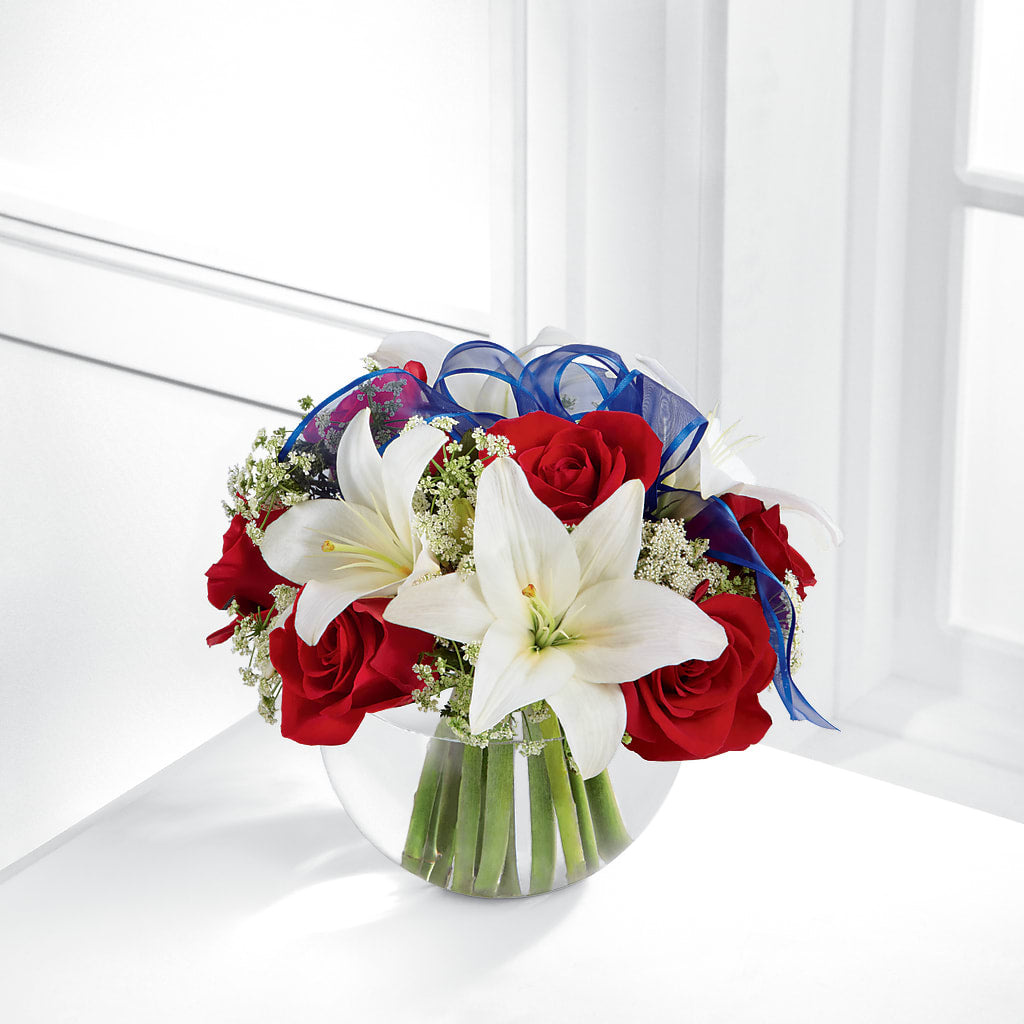 Independence Bouquet – Salon Diane Aubin Fleuriste Inc., Jonquiere PQ