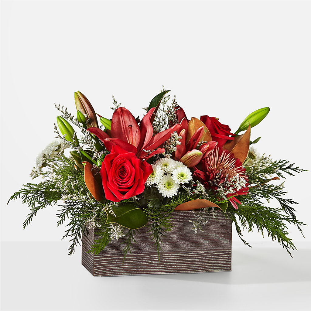 Christmas Break Bouquet – Salon Diane Aubin Fleuriste Inc., Jonquiere PQ
