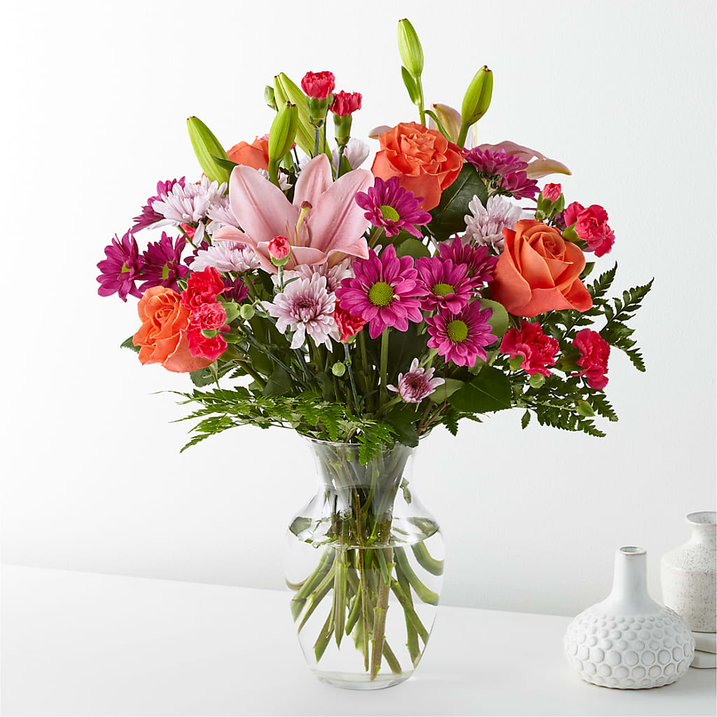 Light of My Life Bouquet – Salon Diane Aubin Fleuriste Inc., Jonquiere PQ
