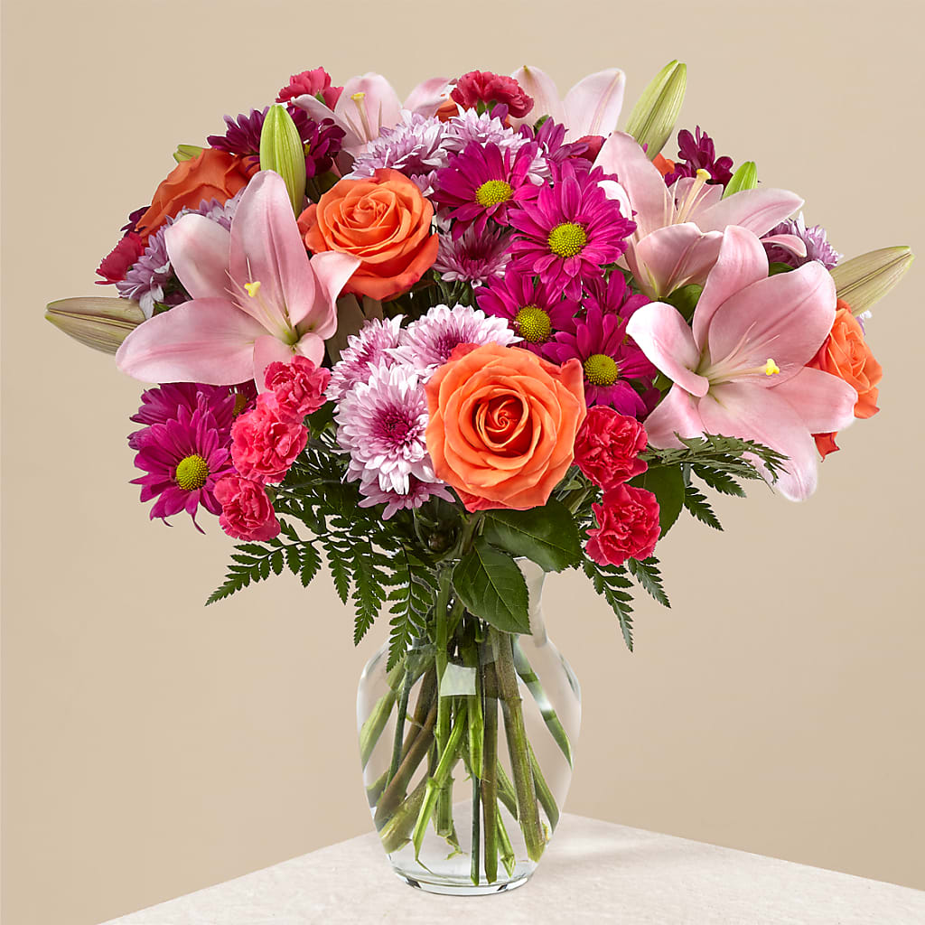 Light of My Life Bouquet – Salon Diane Aubin Fleuriste Inc., Jonquiere PQ