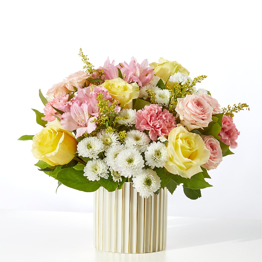Watercolors Bouquet – Salon Diane Aubin Fleuriste Inc., Jonquiere PQ