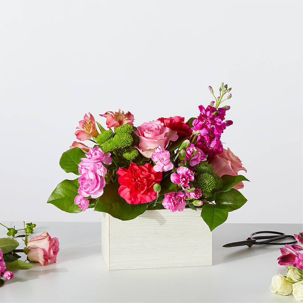 Sweetberry Box – A Florist Original – Salon Diane Aubin Fleuriste Inc., Jonquiere PQ