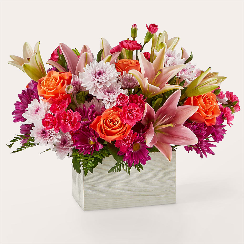 Light of My Life Box Bouquet – Salon Diane Aubin Fleuriste Inc., Jonquiere PQ