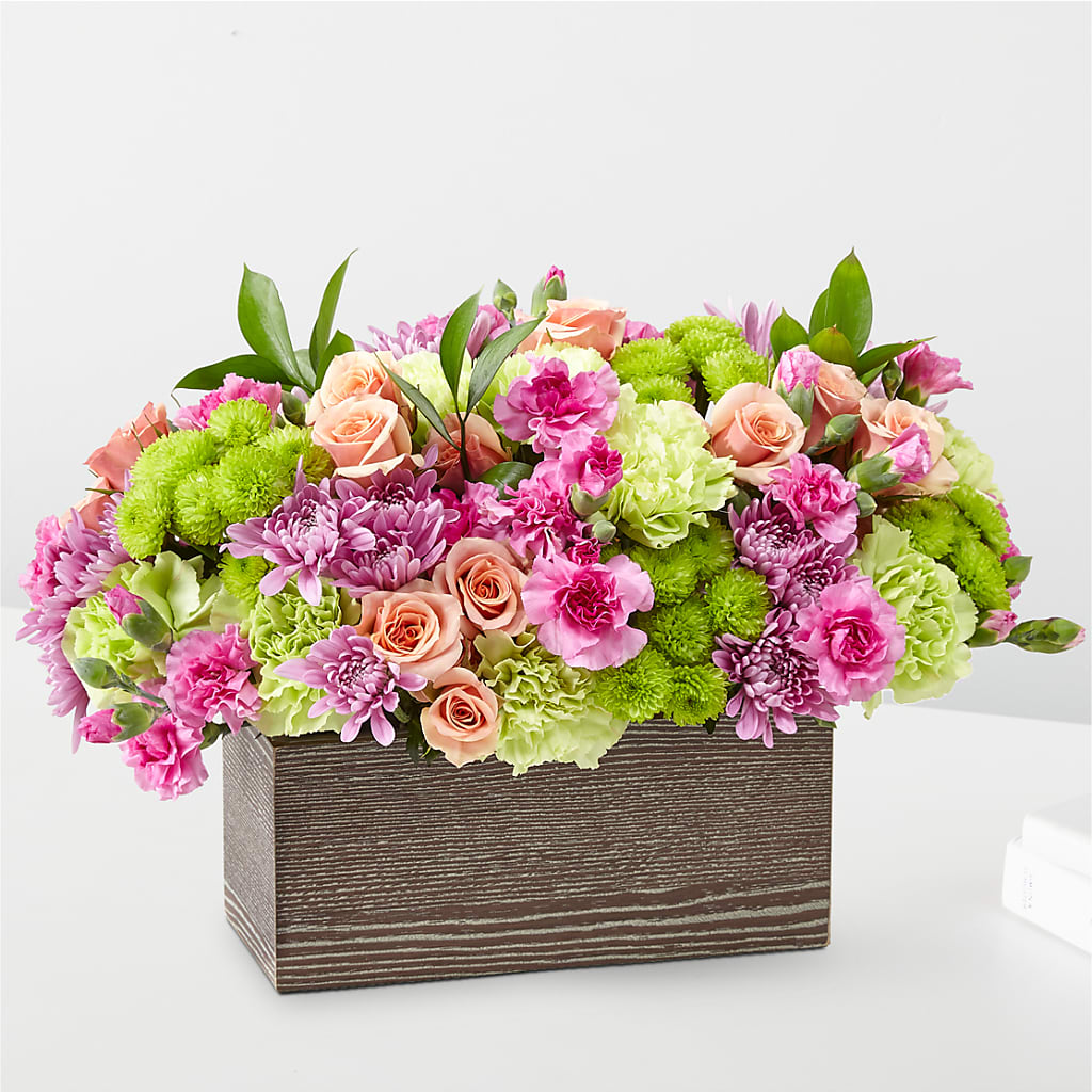 Simple Charm Bouquet – Salon Diane Aubin Fleuriste Inc., Jonquiere PQ