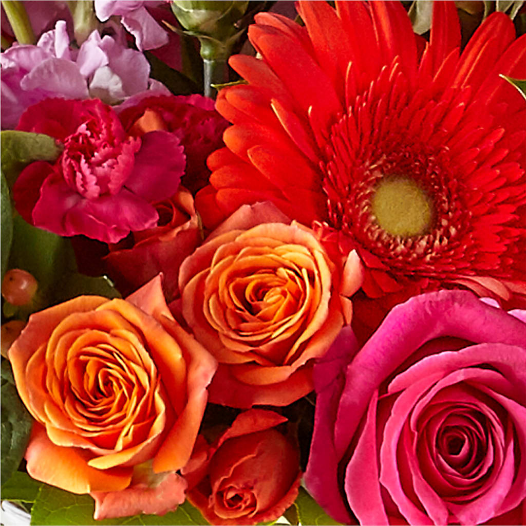 Florist Designed Mixed Bouquet – Salon Diane Aubin Fleuriste Inc., Jonquiere PQ