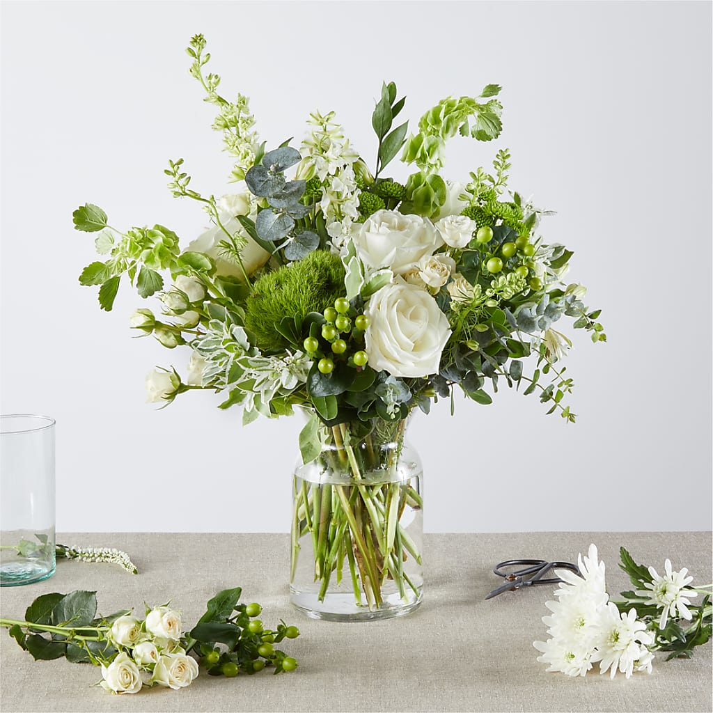 Irish Garden - A Florist Original – Salon Diane Aubin Fleuriste Inc., Jonquiere PQ