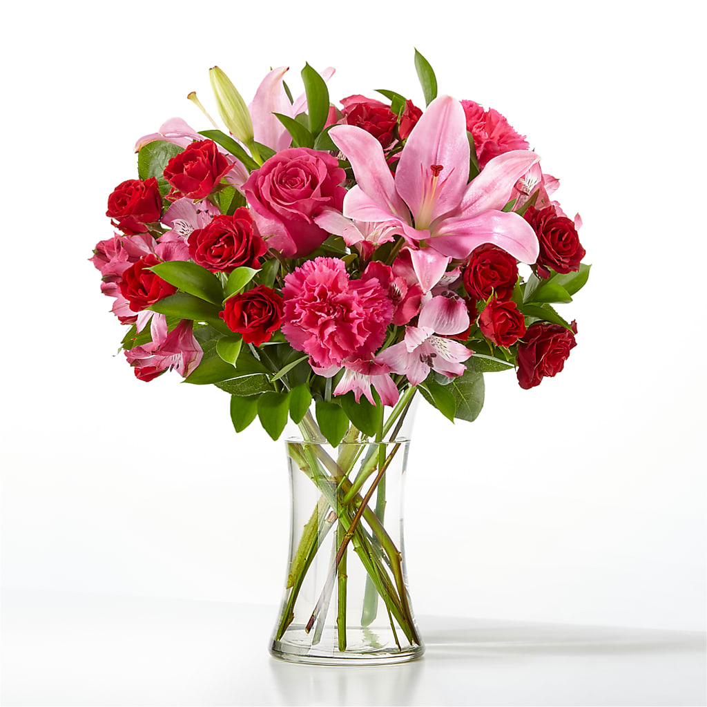 In Love Bouquet – Salon Diane Aubin Fleuriste Inc., Jonquiere PQ