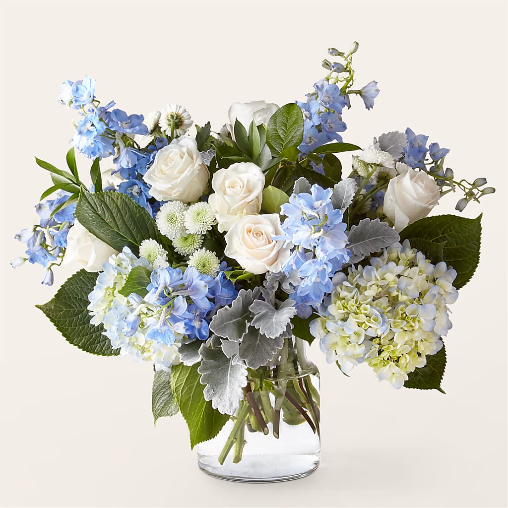Clear Skies Bouquet – Salon Diane Aubin Fleuriste Inc., Jonquiere PQ