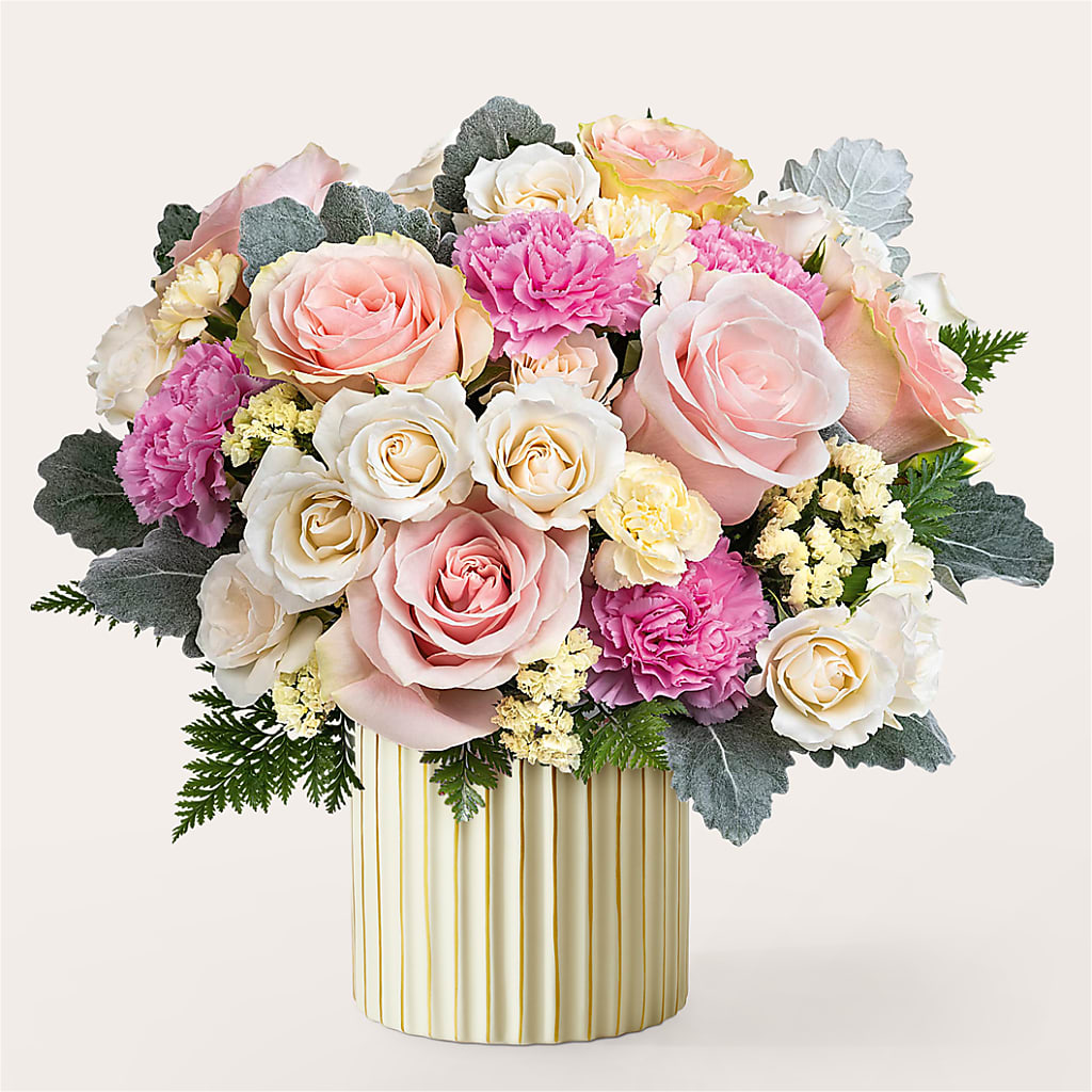 Blissful Moments Bouquet with Ivory Vase – Salon Diane Aubin Fleuriste Inc., Jonquiere PQ