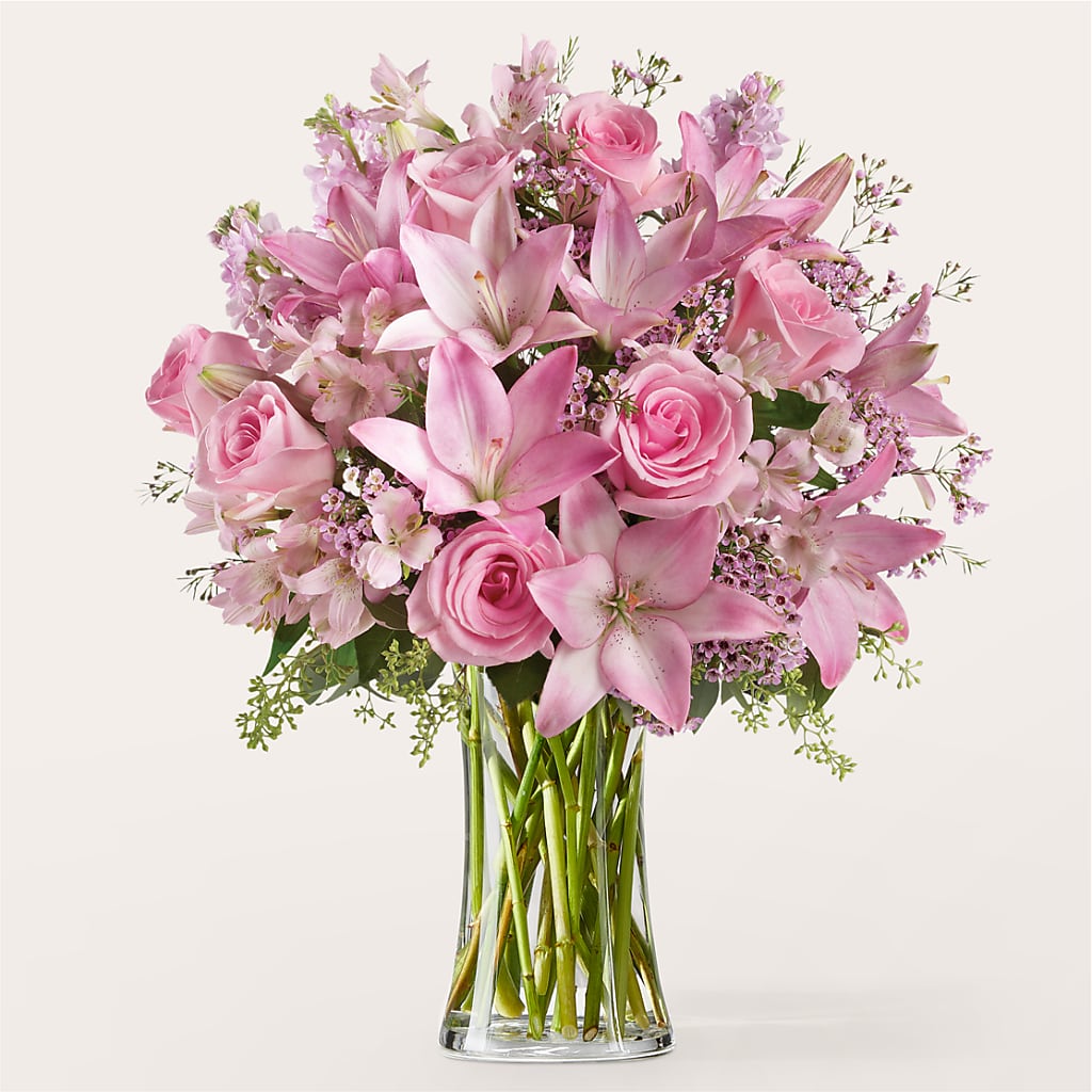 Gentle Gesture Bouquet – Salon Diane Aubin Fleuriste Inc., Jonquiere PQ