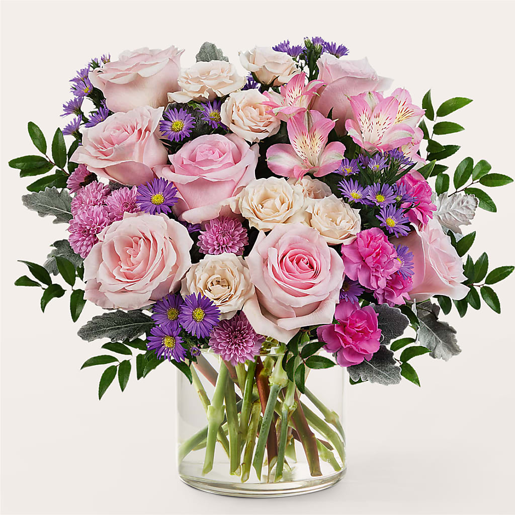 Light as a Feather Bouquet – Salon Diane Aubin Fleuriste Inc., Jonquiere PQ