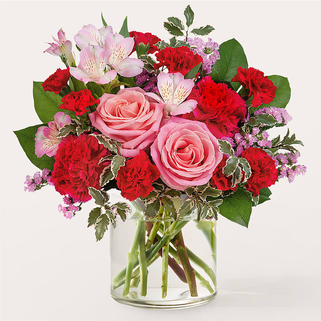 First Impressions Bouquet – Salon Diane Aubin Fleuriste Inc., Jonquiere PQ