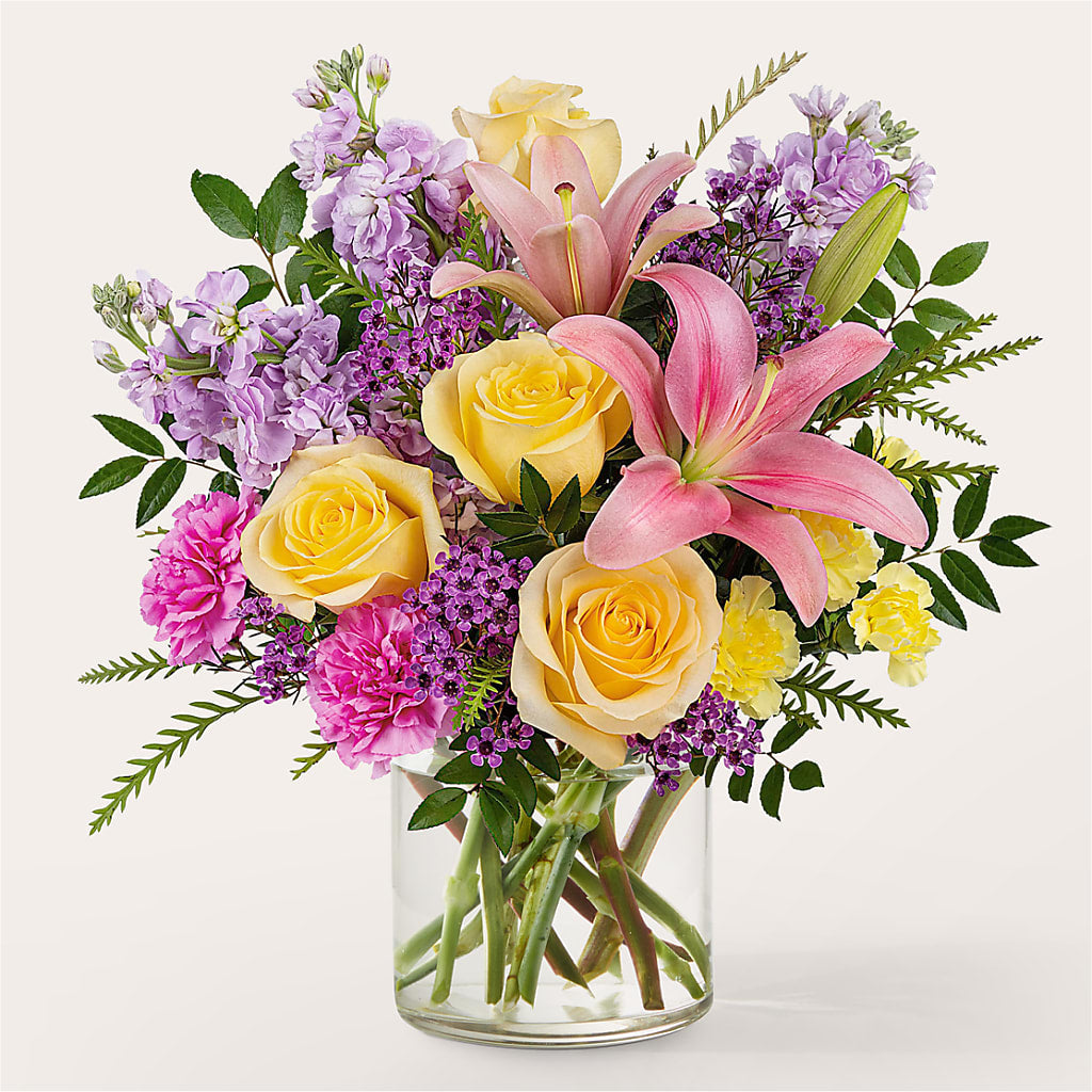 Jubilee Bouquet – Salon Diane Aubin Fleuriste Inc., Jonquiere PQ