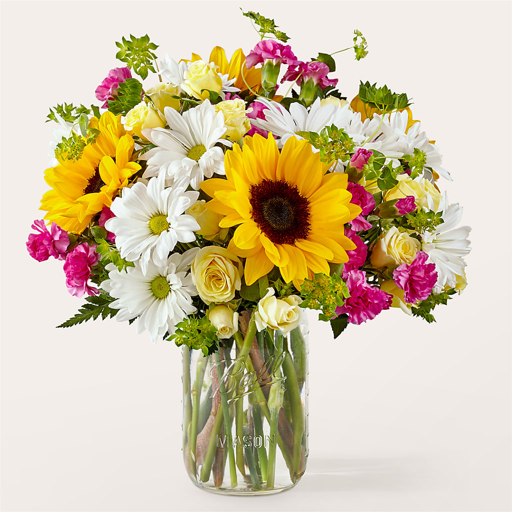 Aglow Bouquet – Salon Diane Aubin Fleuriste Inc., Jonquiere PQ