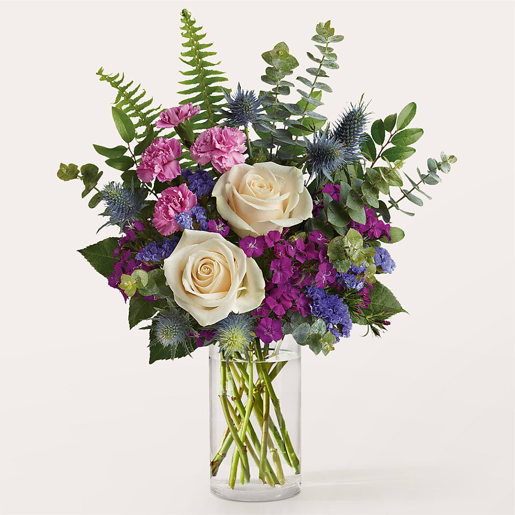 The Gala Bouquet – Salon Diane Aubin Fleuriste Inc., Jonquiere PQ