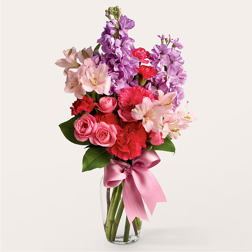 Main Character Bouquet – Salon Diane Aubin Fleuriste Inc., Jonquiere PQ