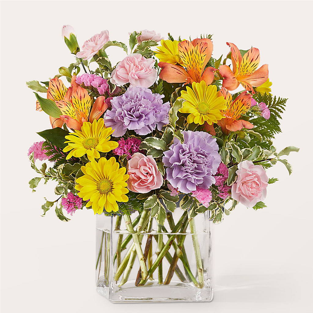 Shades of Happiness Bouquet – Salon Diane Aubin Fleuriste Inc., Jonquiere PQ