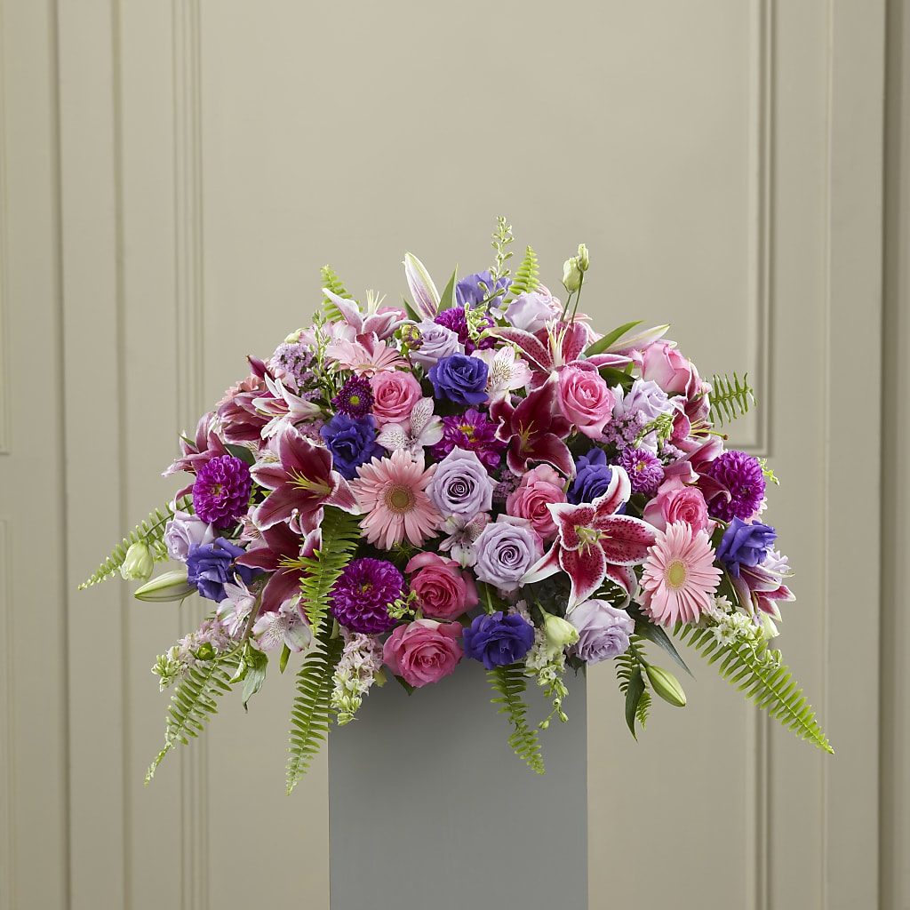 Fare Thee Well Pedestal – Salon Diane Aubin Fleuriste Inc., Jonquiere PQ