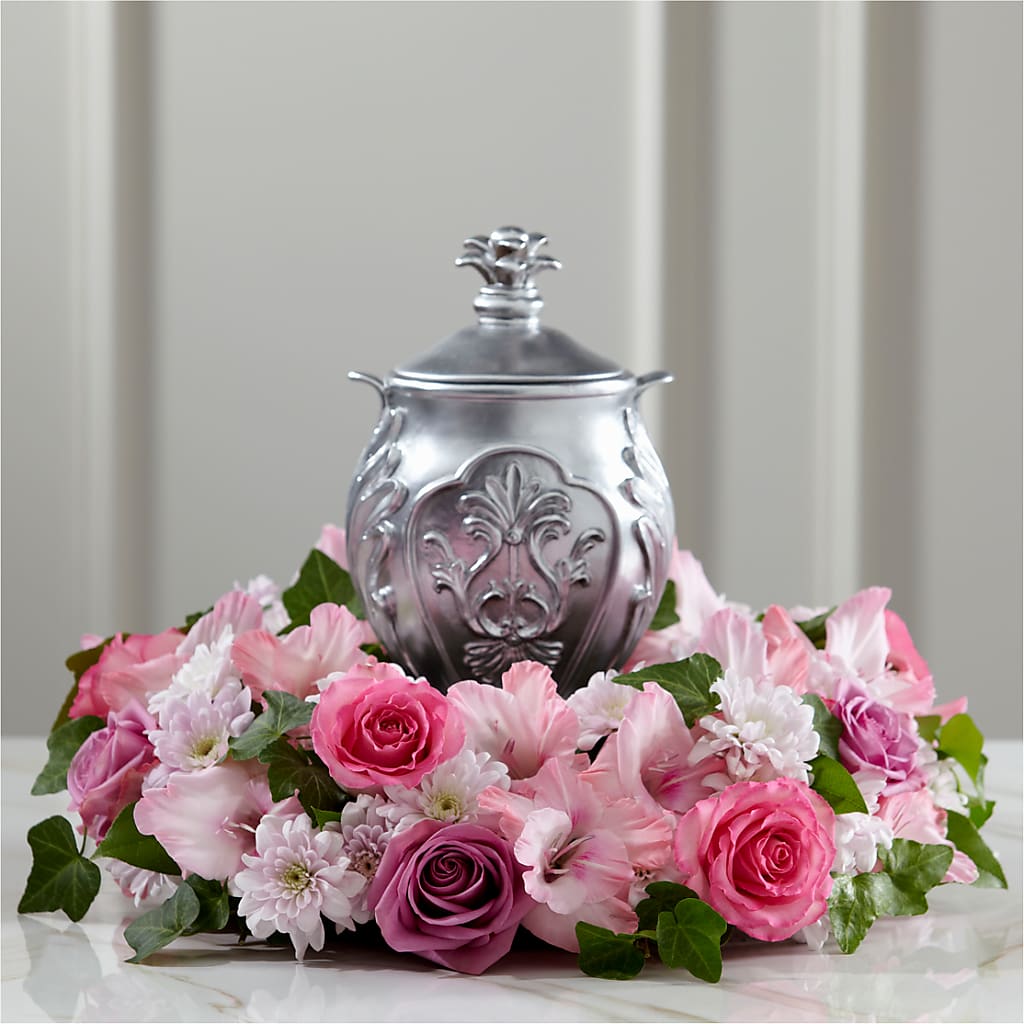 Glorious Tribute Arrangement – Salon Diane Aubin Fleuriste Inc., Jonquiere PQ