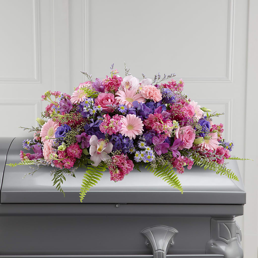 Glorious Garden Casket Spray – Salon Diane Aubin Fleuriste Inc., Jonquiere PQ