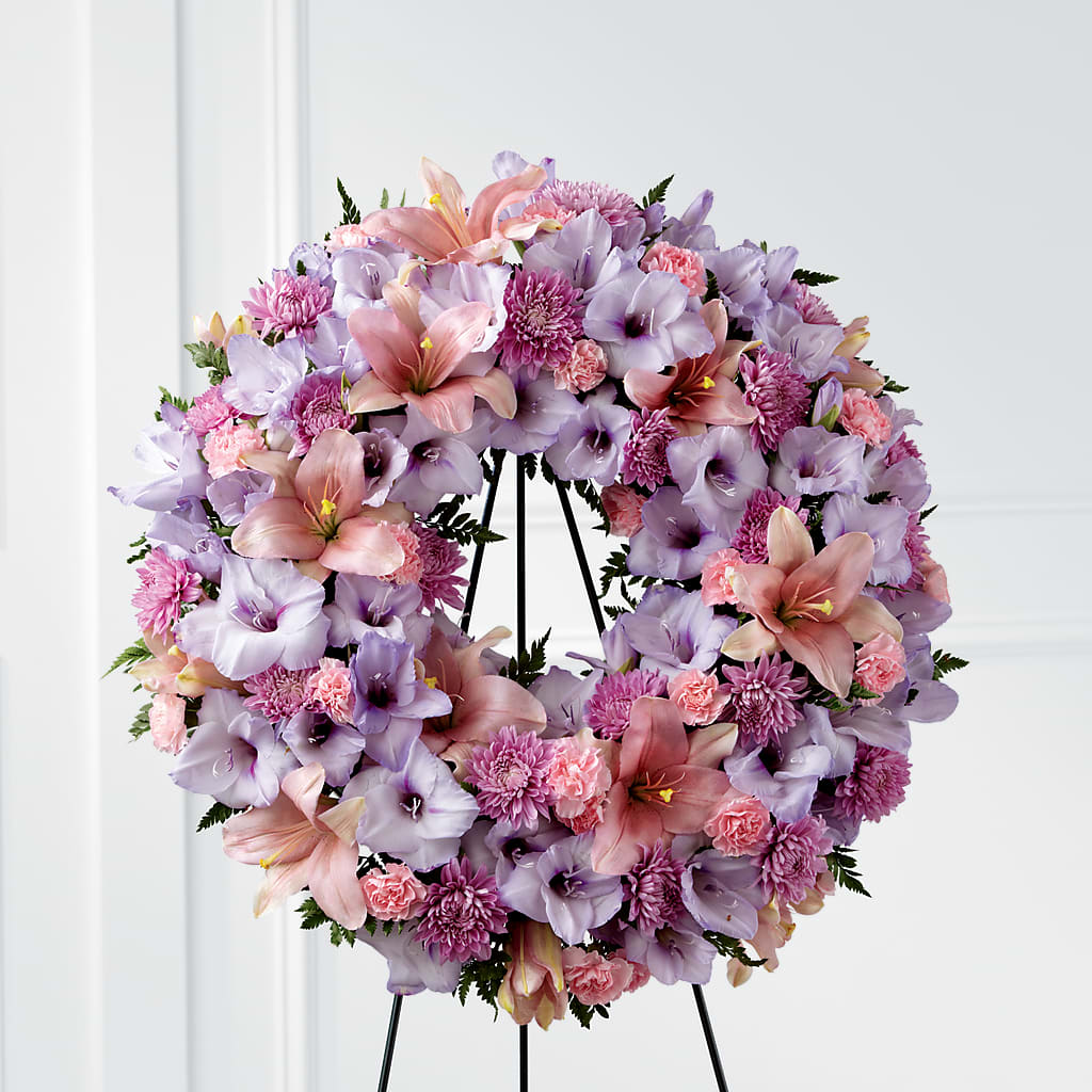 Beloved Friend Wreath – Salon Diane Aubin Fleuriste Inc., Jonquiere PQ