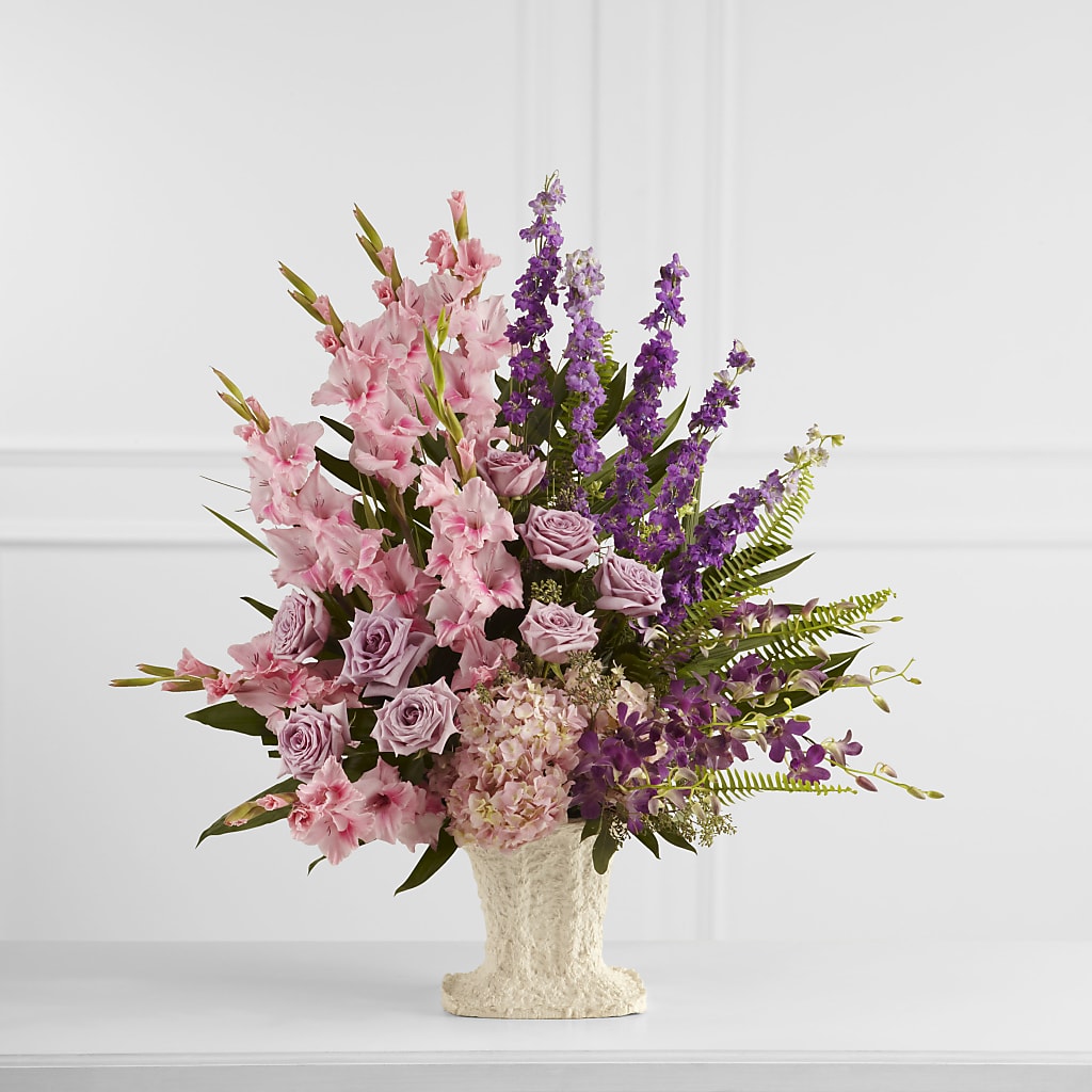 Flowing Garden Arrangement – Salon Diane Aubin Fleuriste Inc., Jonquiere PQ