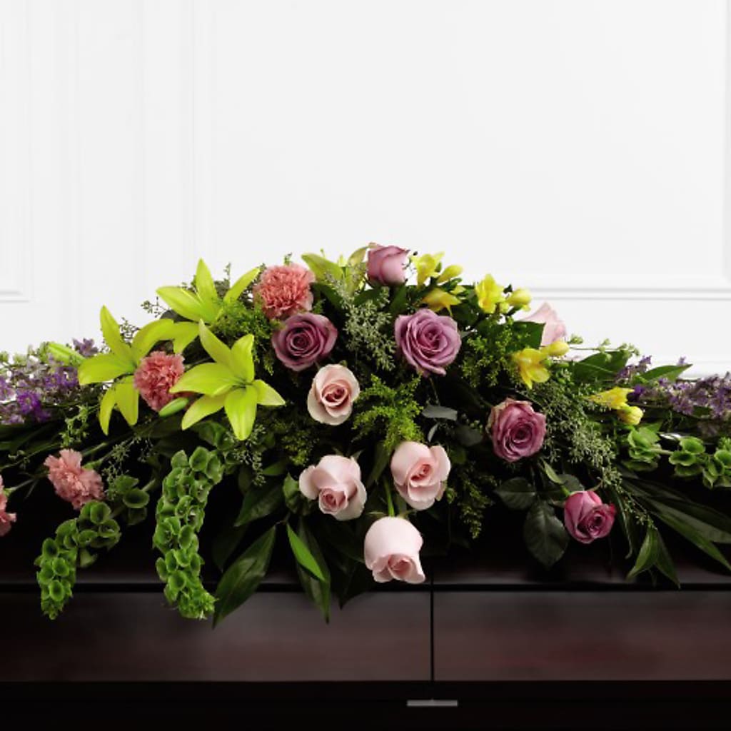 Forever Beloved Casket Spray – Salon Diane Aubin Fleuriste Inc., Jonquiere PQ