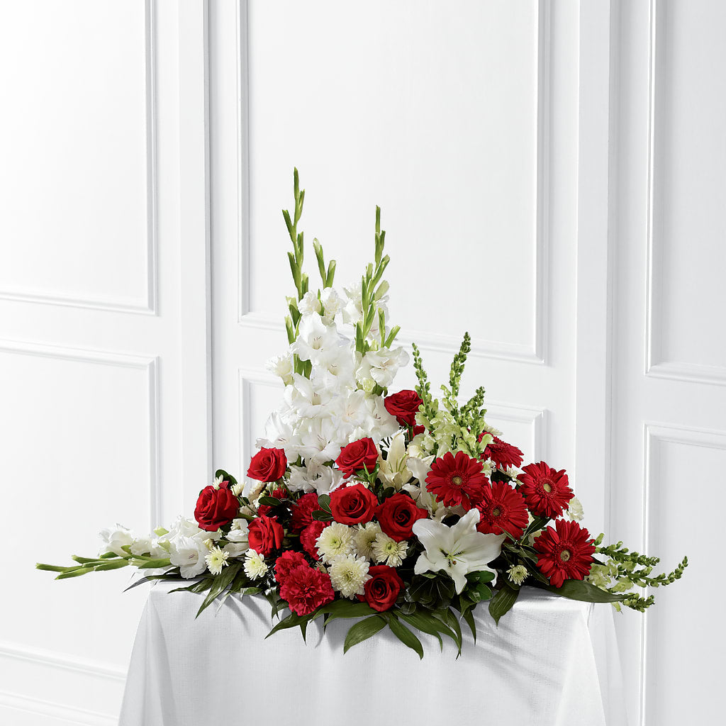 Crimson & White Arrangement – Salon Diane Aubin Fleuriste Inc., Jonquiere PQ