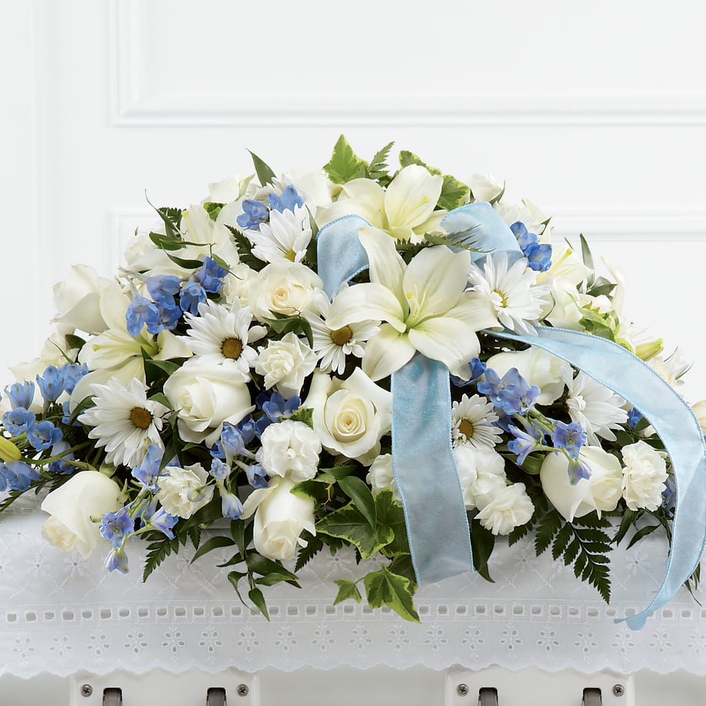Tender Treasure Casket Spray – Salon Diane Aubin Fleuriste Inc., Jonquiere PQ