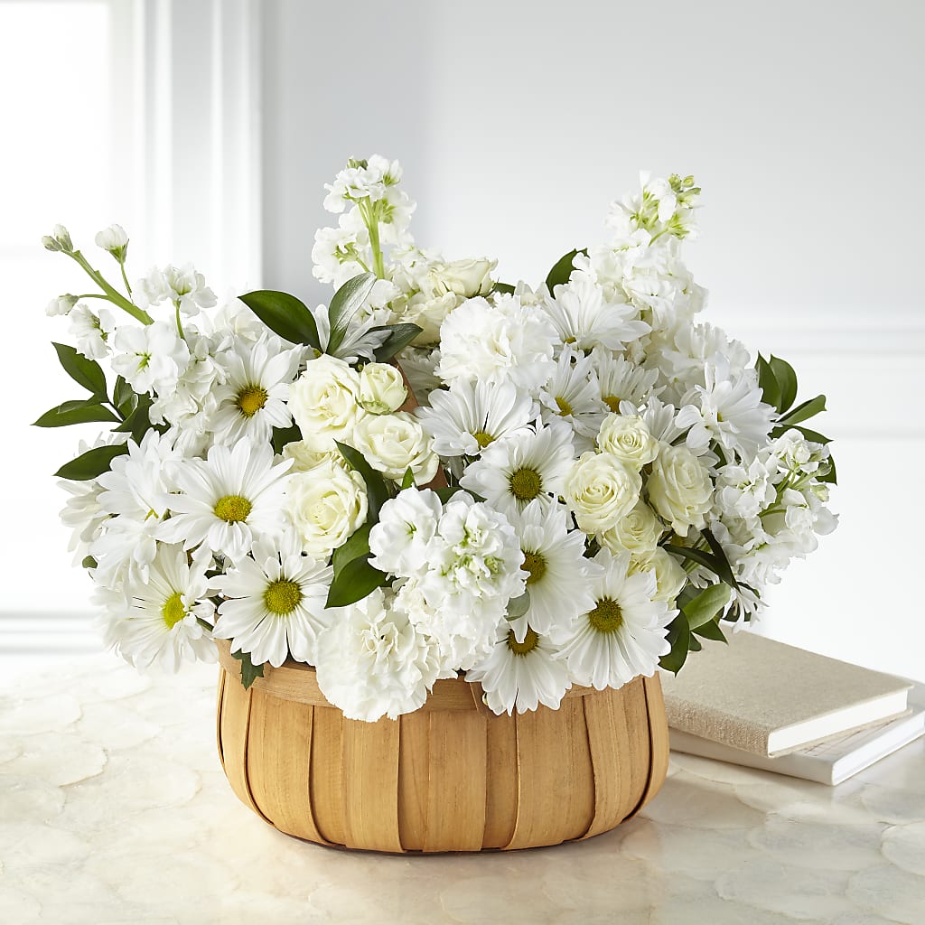 Graceful Garden Basket – Salon Diane Aubin Fleuriste Inc., Jonquiere PQ