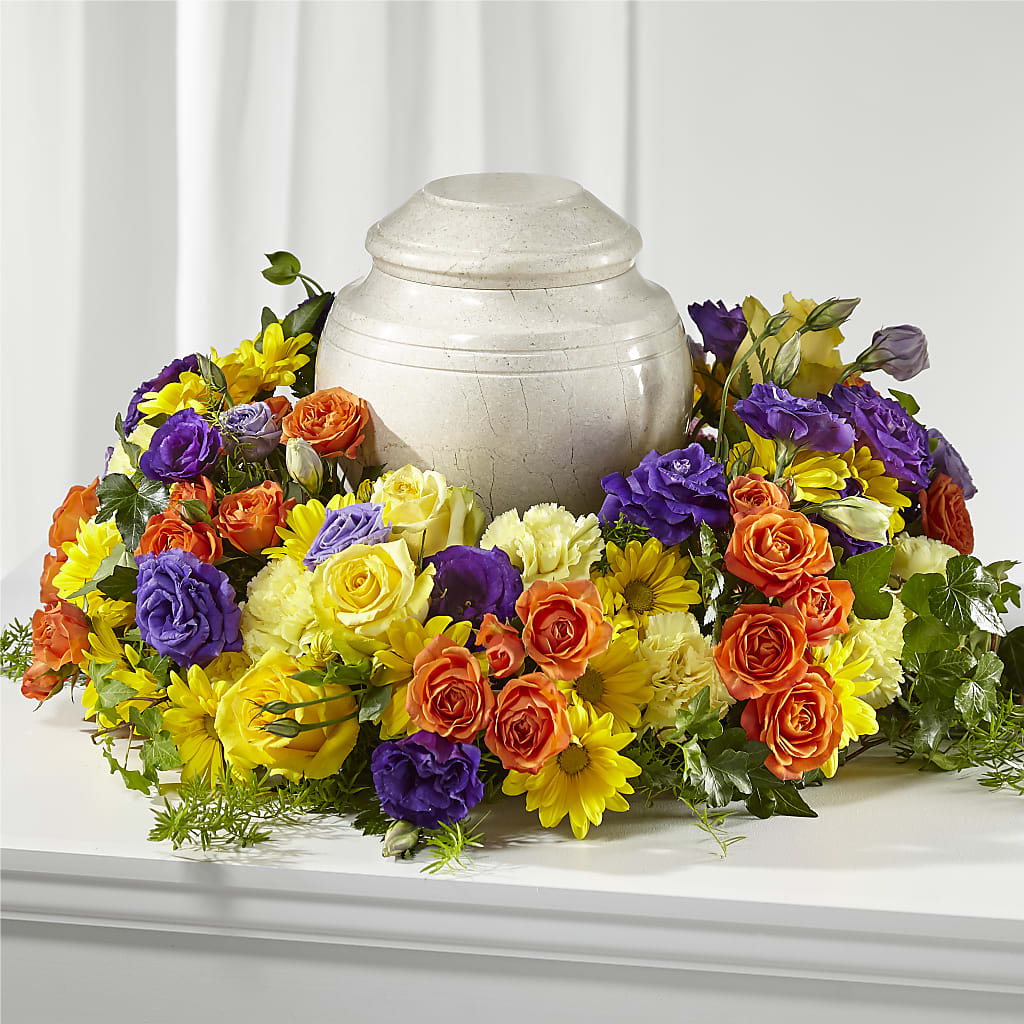Blossoms of Remembrance Cremation Adornment – Salon Diane Aubin Fleuriste Inc., Jonquiere PQ