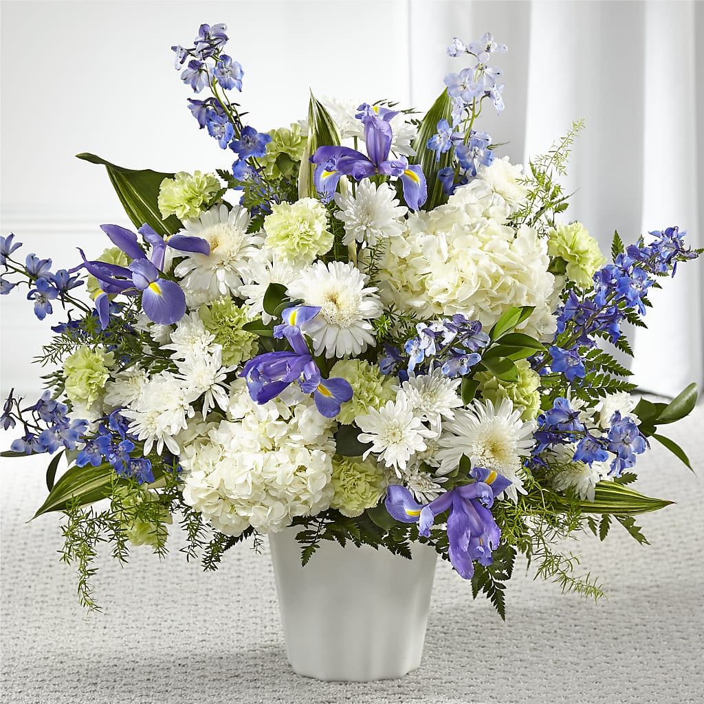 Soft Serenity Floor Basket – Salon Diane Aubin Fleuriste Inc., Jonquiere PQ
