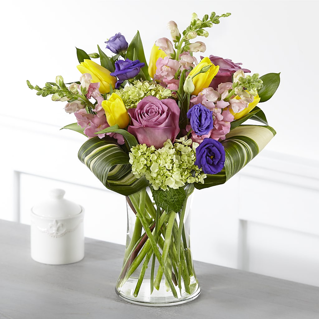 Wondrous Memories Bouquet – Salon Diane Aubin Fleuriste Inc., Jonquiere PQ