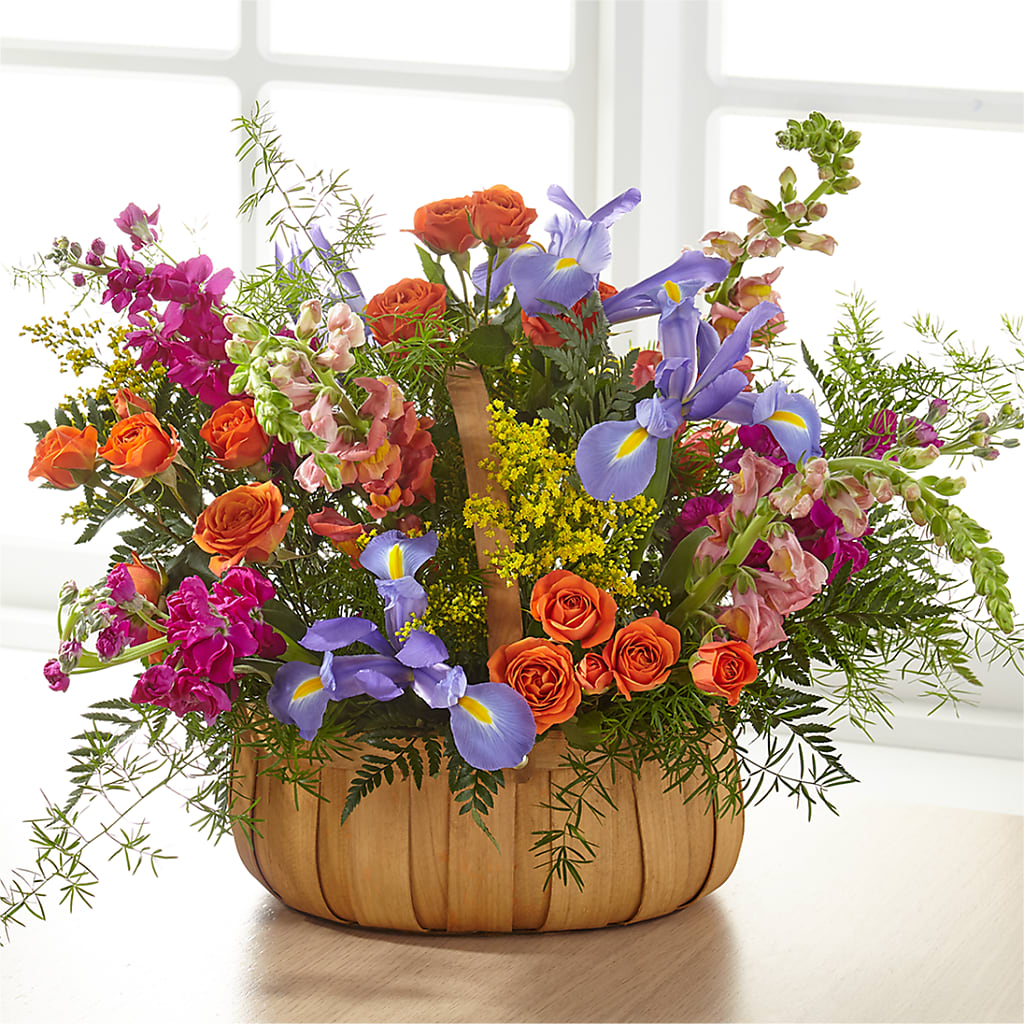 Garden of Life Basket – Salon Diane Aubin Fleuriste Inc., Jonquiere PQ
