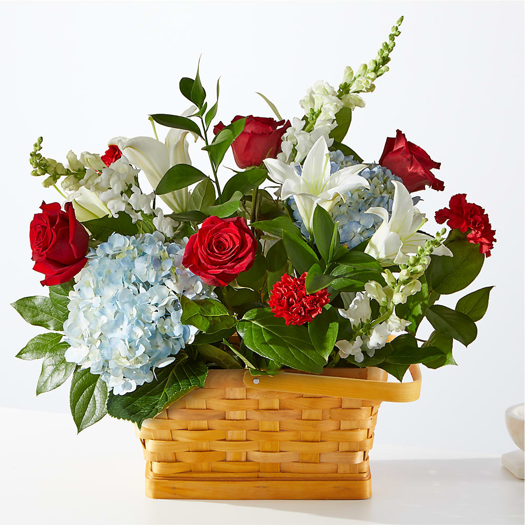 Greater Glory Basket – Salon Diane Aubin Fleuriste Inc., Jonquiere PQ