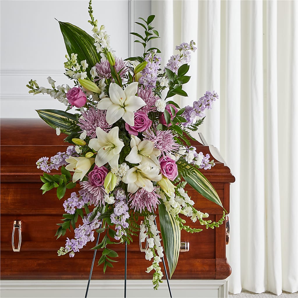Grateful Hearts Standing Spray – Salon Diane Aubin Fleuriste Inc., Jonquiere PQ