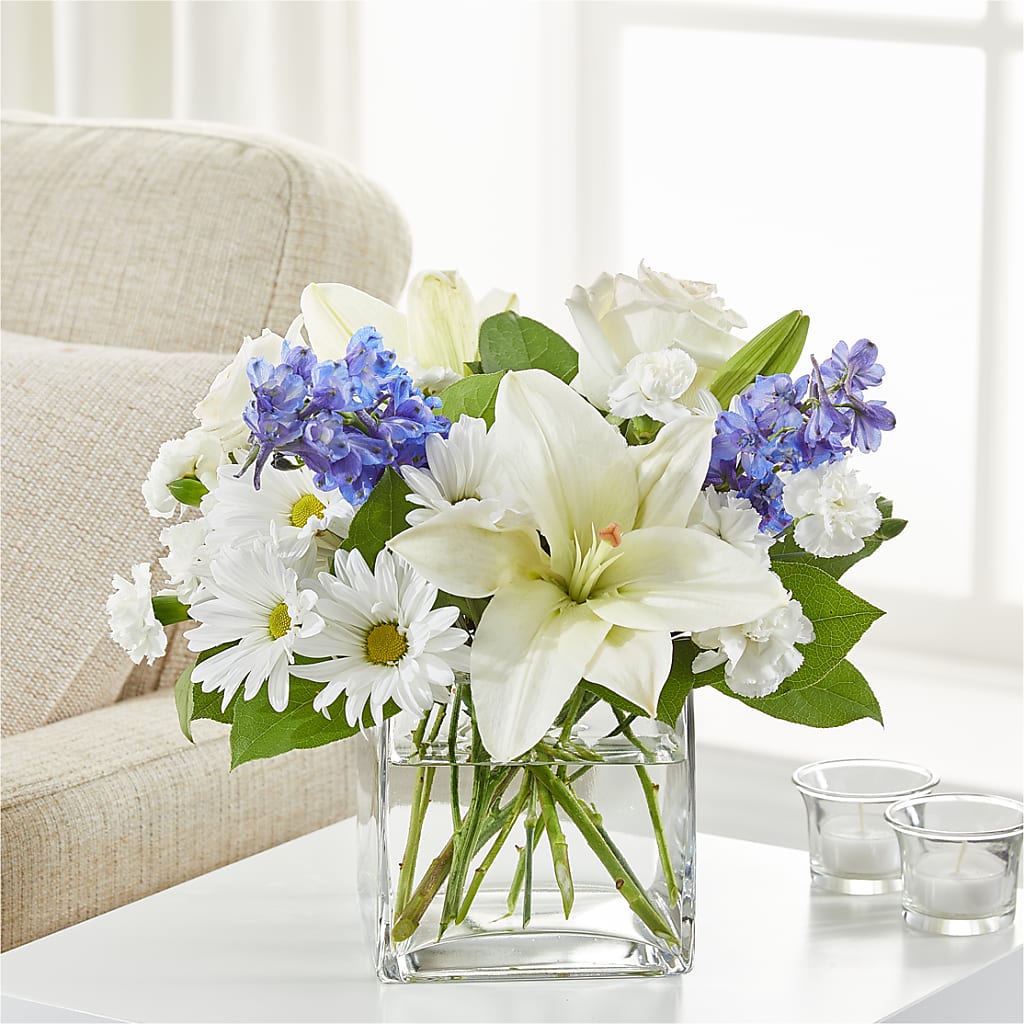 Restored Bouquet – Salon Diane Aubin Fleuriste Inc., Jonquiere PQ