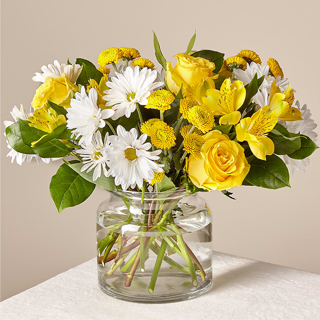 Sunny Sentiments Bouquet – Salon Diane Aubin Fleuriste Inc., Jonquiere PQ