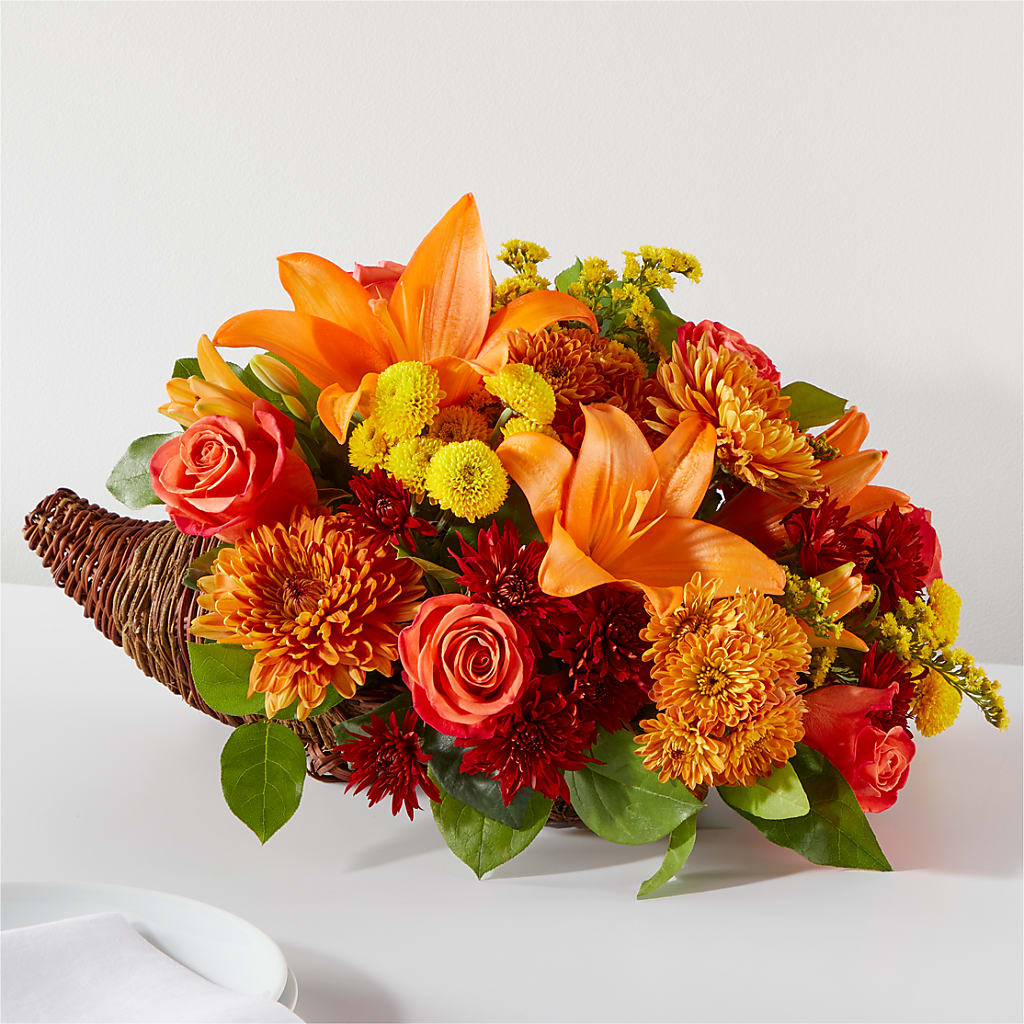 Bouquet of Blessings Cornucopia – Salon Diane Aubin Fleuriste Inc., Jonquiere PQ