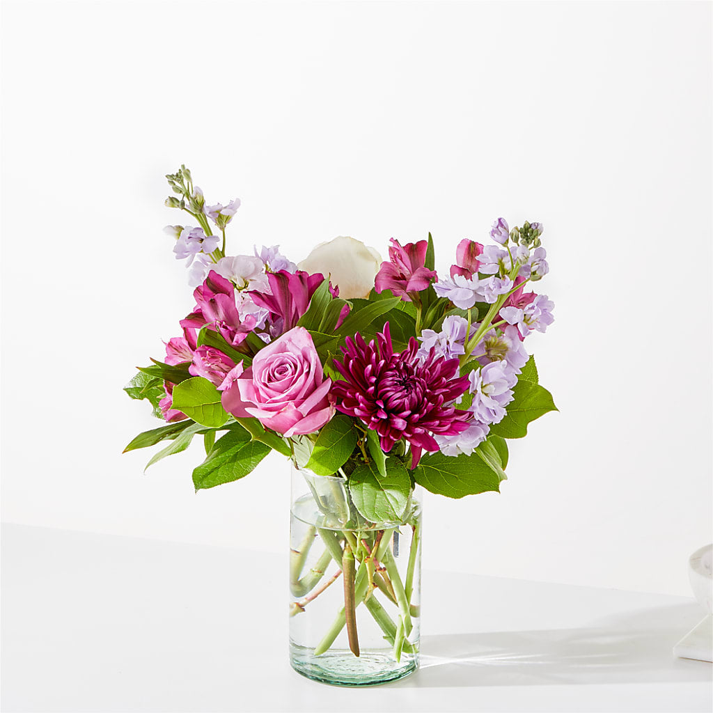 Amethyst Dreams Bouquet – Salon Diane Aubin Fleuriste Inc., Jonquiere PQ