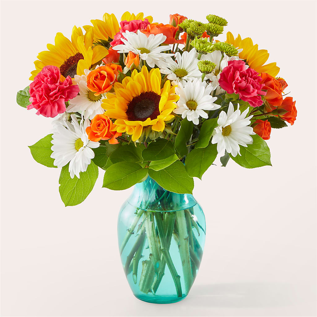 Sun-drenched Blooms Bouquet – Salon Diane Aubin Fleuriste Inc., Jonquiere PQ