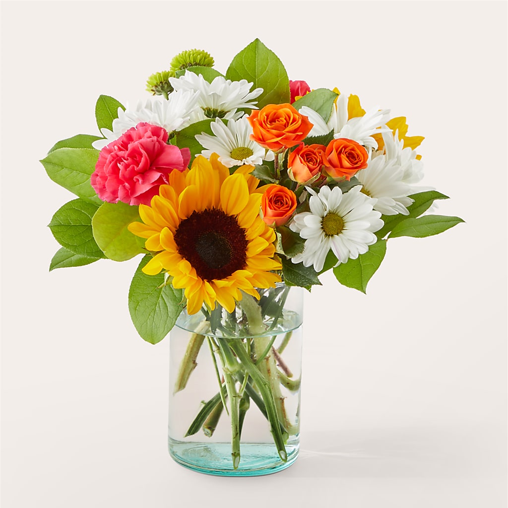 Sun-drenched Blooms Bouquet – Salon Diane Aubin Fleuriste Inc., Jonquiere PQ