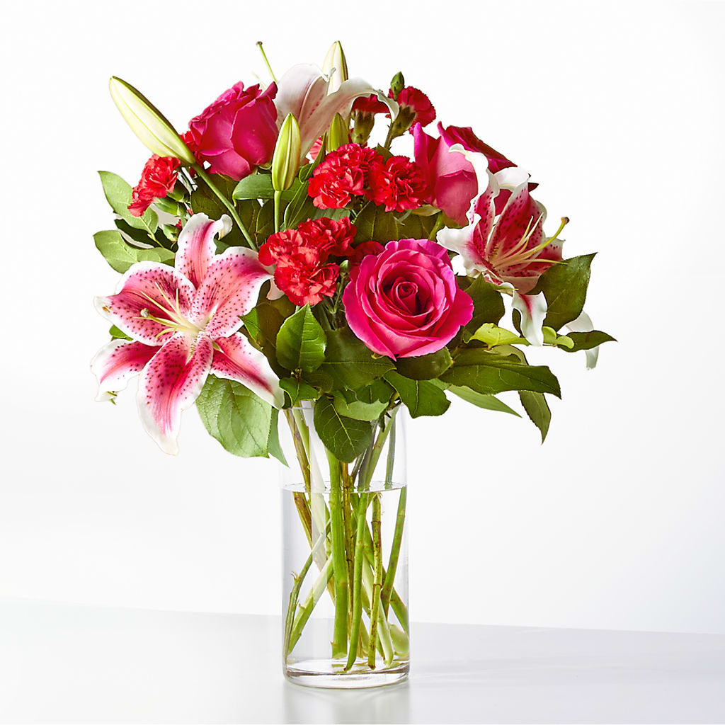 Love at First Sight Bouquet – Salon Diane Aubin Fleuriste Inc., Jonquiere PQ