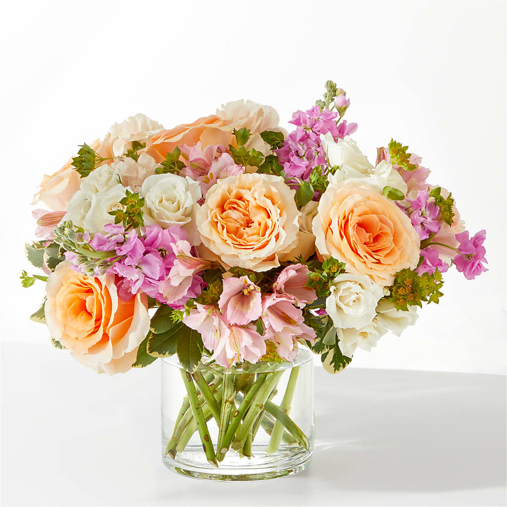 Paradise Bouquet – Salon Diane Aubin Fleuriste Inc., Jonquiere PQ