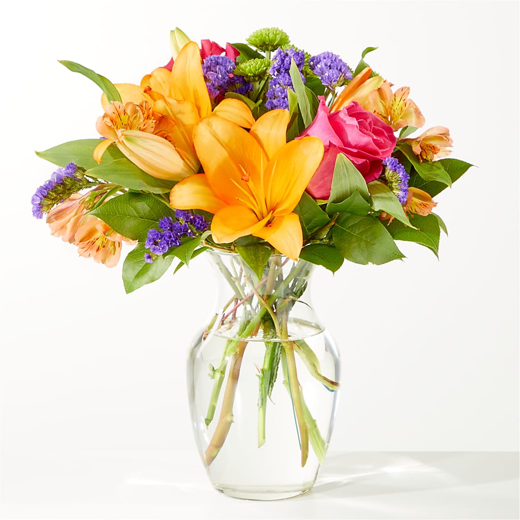 Joyful Bouquet – Salon Diane Aubin Fleuriste Inc., Jonquiere PQ