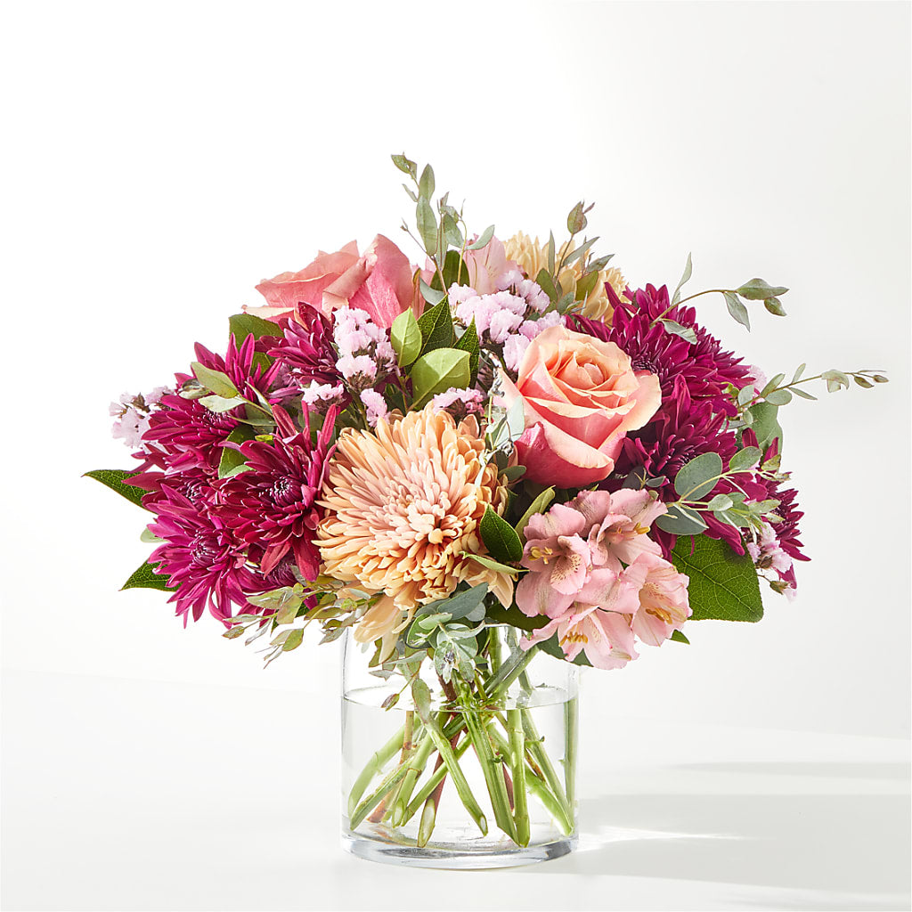 Berry Cobbler Bouquet – Salon Diane Aubin Fleuriste Inc., Jonquiere PQ