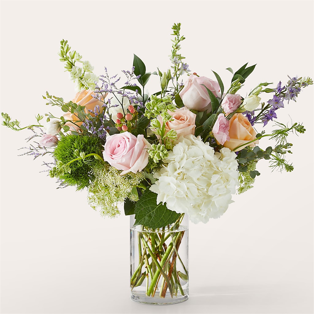 From Scratch Luxury Bouquet – Salon Diane Aubin Fleuriste Inc., Jonquiere PQ