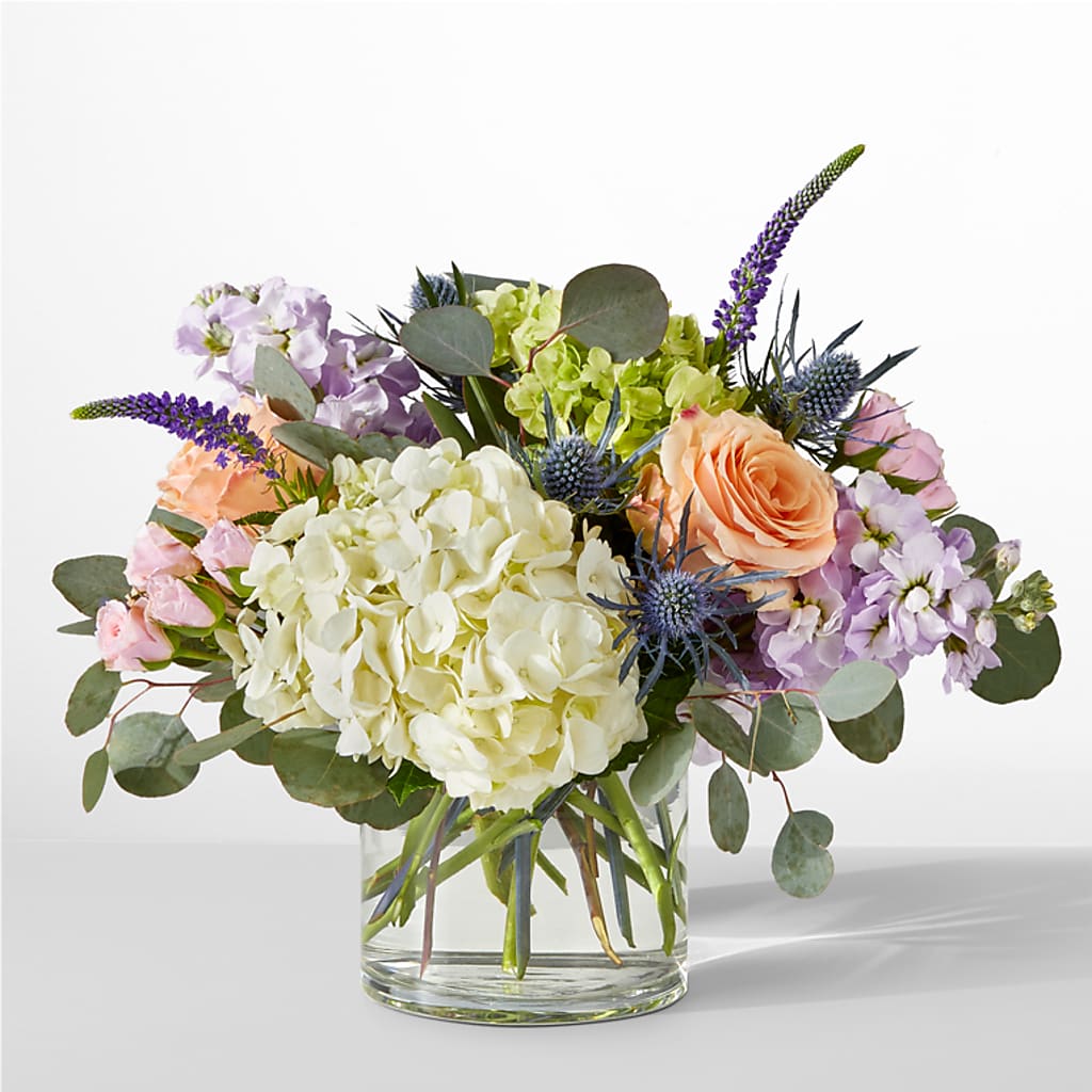 Porch Swing Bouquet – Salon Diane Aubin Fleuriste Inc., Jonquiere PQ