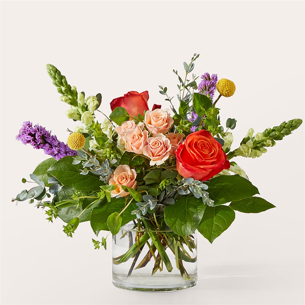 The Standout Bouquet – Salon Diane Aubin Fleuriste Inc., Jonquiere PQ