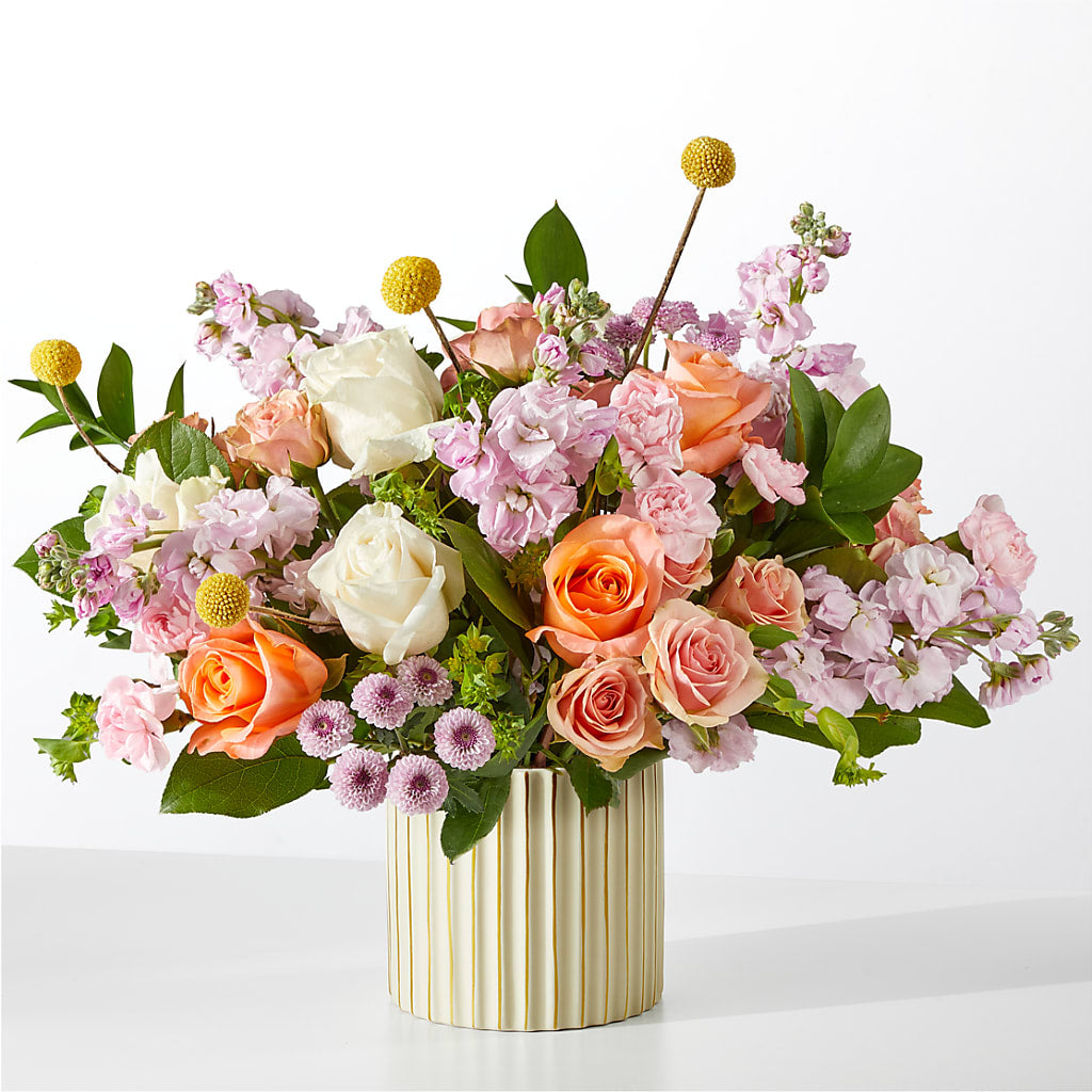 French Market Bouquet with Ivory Vase – Salon Diane Aubin Fleuriste Inc., Jonquiere PQ